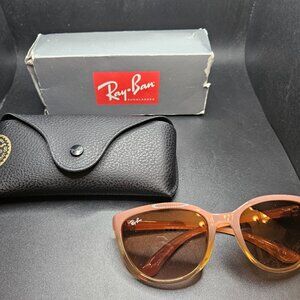 Ray-Ban Women's Sunglasses - Pink and Brown